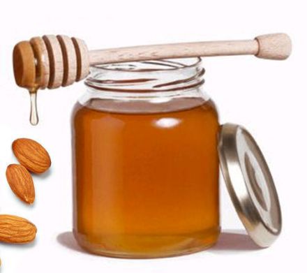 Everyday Almond Oil and Honey Face Mask
