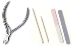 Avoir de beaux ongles, c'est d'abord savoir les entretenir