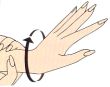 9 little exercises to improve the suppleness of your hands and fingers 8