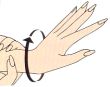9 Petits exercices pour affiner les mains et les doigts 8